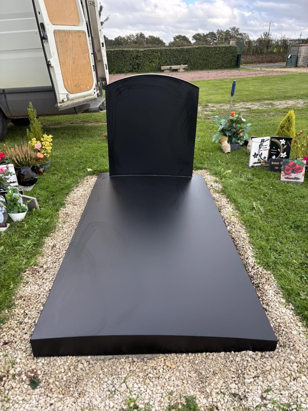 Tombe Acier Angoulême