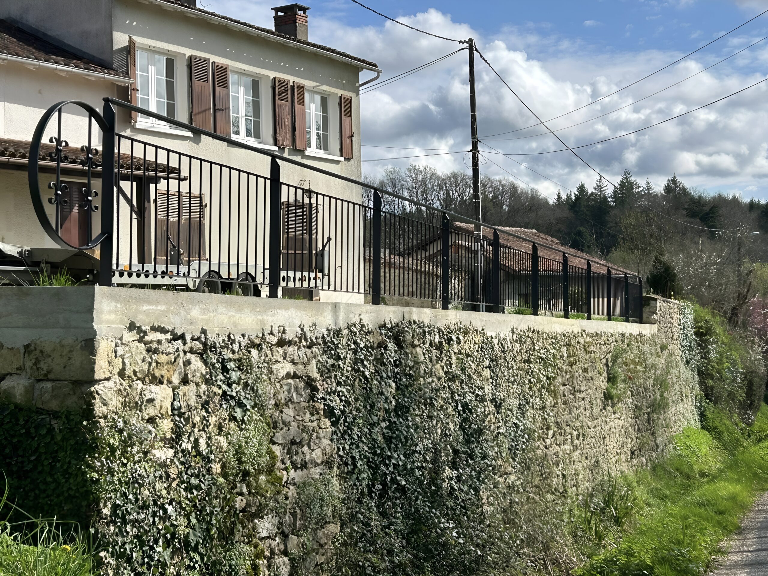 Tombe Corten Angoulême 